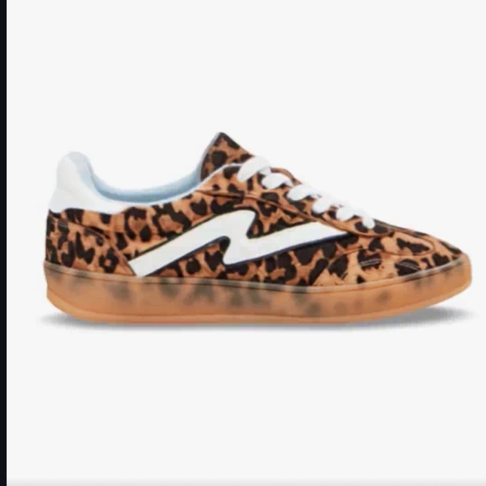 Steve Madden leopard sneakers